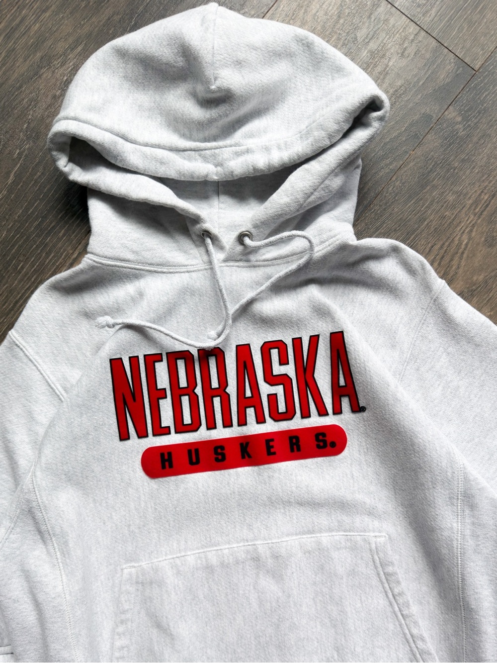 Champion Reverse Weave Nebraska Cornhuskers Men’s Small Hoodie Gray Pullover - Picture 3 of 9